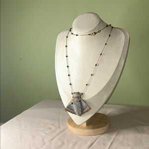 Elegant Silver Pendant Necklace